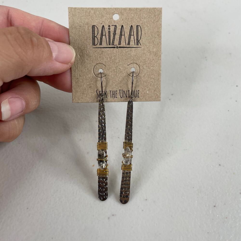 Baizaar Tooled Medal and wired Crystal Earrings Fashion Jewelry - Picture 3 of 5